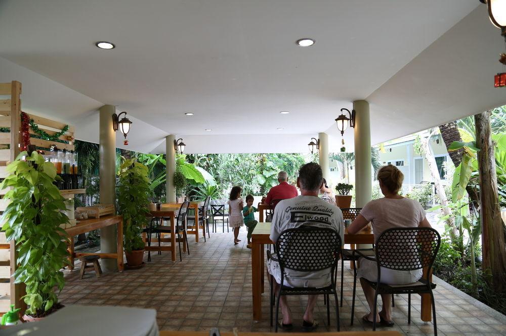Naka Resort Kamala-stranden Eksteriør bilde